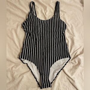 H&M Black and White Striped One-Piece size 6